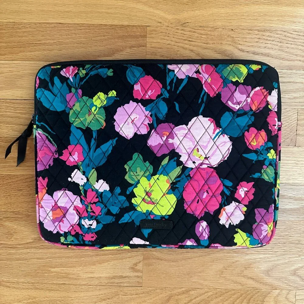 Vera Bradley Retired Hilo Medow Tablet Case